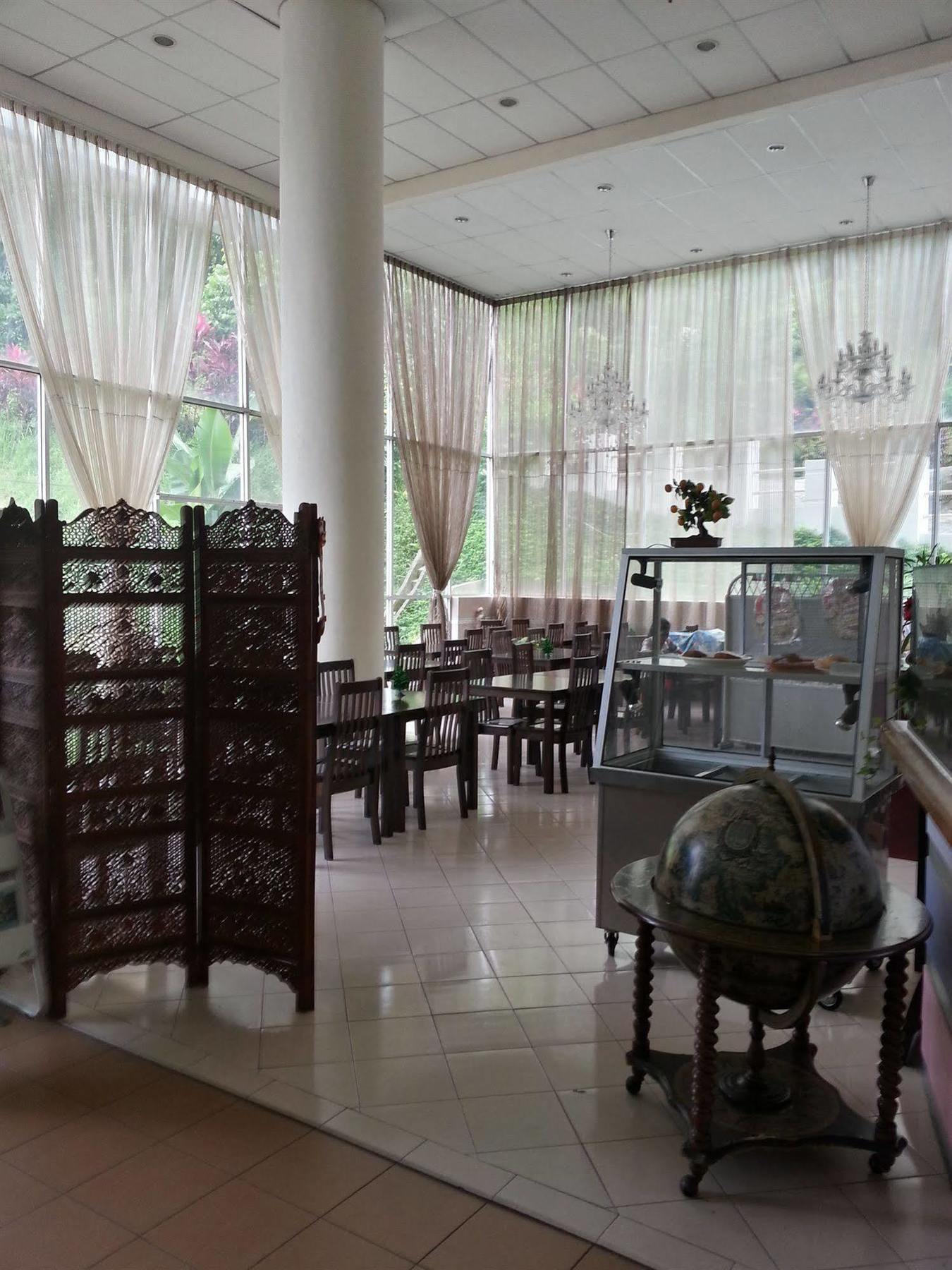 Century Hotel كوتا كينابالو المظهر الخارجي الصورة